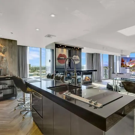 Palms Place The Adele Palazzo Suite